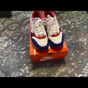 Nike Air Max 1 White Red Blue Size 11